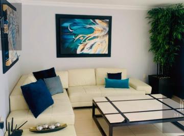 Casa · 4 Recámaras · Casa en Venta en Colonia Bellavista