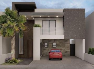 Casa · 325m² · Casa en Venta Zona Valles