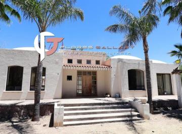 Casa · 435m² · 3 Recámaras · Finca en Venta con Diseño Contemporáneo Al Norponiente de La Ciudad de Aguascalientes