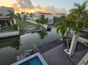 Casa en condominio de 3 habitaciones, Benito Juárez · Casa en Renta en Cancun