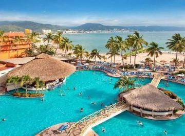 Villa de 1 habitación, Puerto Vallarta · Hotel en Venta Puerto Vallarta Enfrente de Bahia Banderas, Jalisco