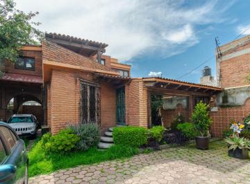 Casa de 3 habitaciones, Metepec · Amplia Casa en Medios Niveles con 260 M&sup2;construidos y Recámara Principal Conterraza