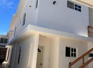 Casa de 10 habitaciones, Progreso · En Venta Propiedad con 10 Departamentos en El Centro del Puerto de Progreso = Son Para Remodelar =