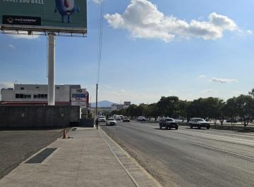 Local en centro comercial , El Marqués · Venta de Locales y Oficinas La Pradera Queretaro