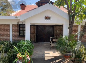 Casa · 414m² · 5 Recámaras · 4 Estacionamientos · Casa en Venta en Granjas San Carlos