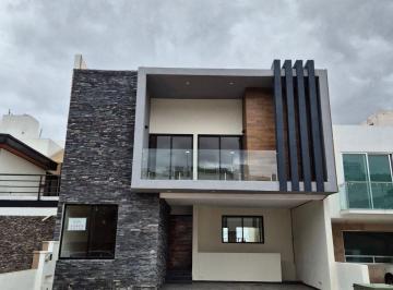bf5bf455744535b31f9e5793fcd8e3f99dbcb3f0488127ed68ea5a28da8cfa8c · Renta Casa Cumbres del Lago Recámara en Planta Baja
