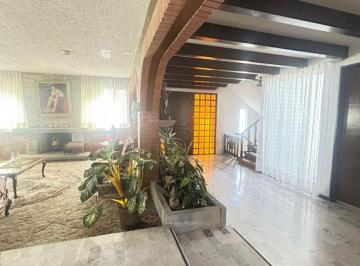 Casa de 4 habitaciones, Puebla · Casa en Venta en Bugambilias – Amplio Terreno y Gran Potencial