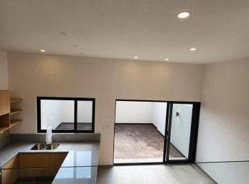 Casa · 170m² · 3 Recámaras · 2 Estacionamientos · Casa en Venta, en Juriquilla, Queretaro