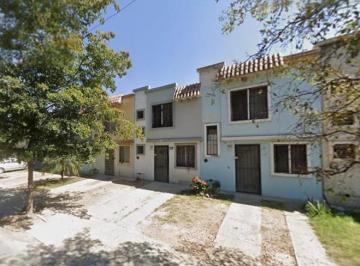 Casa · 68m² · 2 Recámaras · 1 Estacionamiento · Casa en Venta