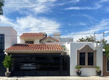 Casa · 370m² · 5 Recámaras · 2 Estacionamientos · Casa en Venta en Valle Grande de Hermosillo, Sonora