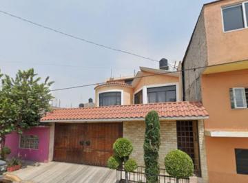 Casa de 3 habitaciones, Nezahualcóyotl · Casa en Bellas Artes Cdad. Nezahualcóyotl en Venta Hipotecaria