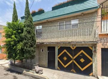 Casa de 3 habitaciones, Nezahualcóyotl · Casa en La Perla Cdad. Nezahualcóyotl en Venta Hipotecaria
