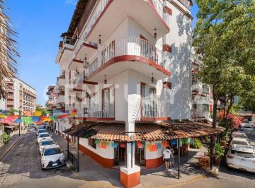 Edificio · 3220m² · 73 Recámaras · Hotel en Venta en Puerto Vallarta, Jalisco.
