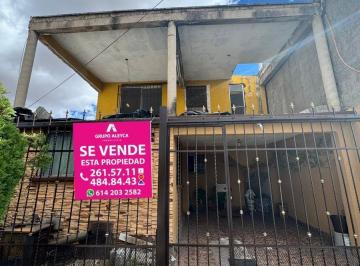 Casa · 55m² · 2 Recámaras · 1 Estacionamiento · Alamedas