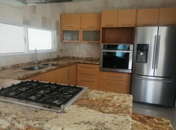 Casa de 4 habitaciones, Cuernavaca · Venta Casa en un Nivel Moderna
