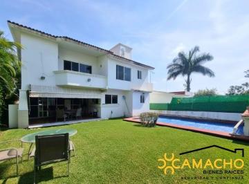 Casa de 3 habitaciones, Atlatlahucan · Casa con Alberca en Venta en Lomas de Cocoyoc Olc - 4417