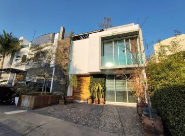 Casa de 3 habitaciones, Zapopan · Casa en Valle Imperial - Coto Sueco