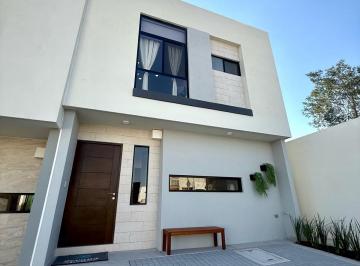 Casa · 118m² · 2 Recámaras · 2 Estacionamientos · Casa Zulema en Zarú Querétaro