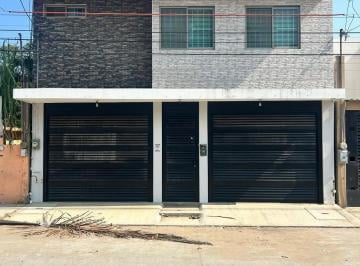 Casa · 355m² · Casa en Venta Amplios Espacios, Ubicada en Zona Norte de Tampico