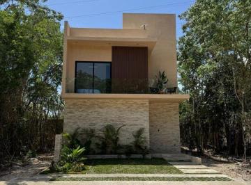 Casa en condominio · 298m² · 4 Recámaras · 2 Estacionamientos · Casa Tzalam Villas de Mayakoba en Venta, Aceptamos Credito Hipotecario. Entrega Inmediata!