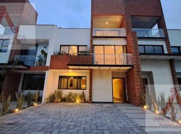 Casa en condominio · 223m² · 3 Recámaras · 2 Estacionamientos · Casa Nueva Venta Privada 15 Casas Cerca de Uvm Metepec
