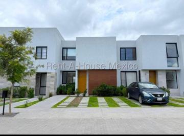 Casa de 4 habitaciones Renta MN 19,000 · Renta | Casa en Altos Juriquilla, Querétaro | Alberca | 4 Habitaciones | Recámara Planta Baja