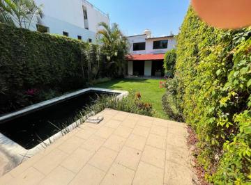 Casa de 3 habitaciones, Cuernavaca · Casa con Alberca en Vista Hermosa