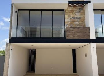 Casa en condominio · 163m² · 2 Recámaras · 2 Estacionamientos · Townhouse en Venta de 2 Recámaras en Cholul