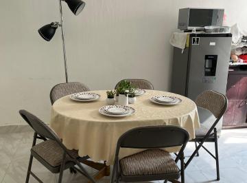 Casa de 1 habitación, El Marqués · Casa en Venta en Paseos del Marqués