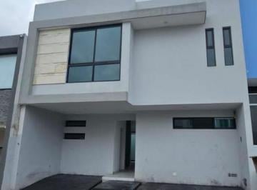 Casa en condominio de 3 habitaciones, Tlajomulco de Zúñiga · Casa con 120 m² de Terreno y 3 Recámaras en Venta, Senderos de Monte Verde