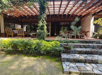 Casa de 6 habitaciones, Valle de Bravo · Renta de Casa en Valle de Bravo