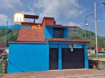 Casa de 3 habitaciones, Córdoba · Venta de Propiedad Multifamiliar en Col. Antorchista | ¡Ideal Para Inversionistas!