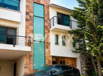 Casa · 433m² · 4 Recámaras · 4 Estacionamientos · Casa en Venta en Exclusivo Fracc. Privado – Seguridad 24/7 (Adicional Jardín Privado 150 M) - (4)