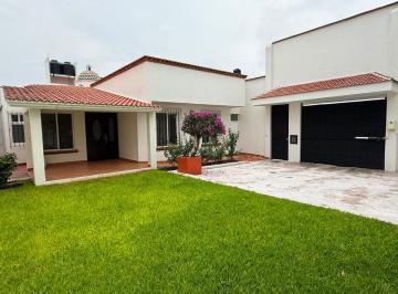 Casa de 3 habitaciones, Atlixco · Casa en Venta
