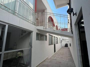Casa en condominio de 5 habitaciones, Querétaro · Residencia en Venta Colinas del Parque, Querétaro | 784 m² Terreno, Alberca y 4 Recámaras