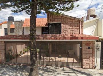 Casa de 4 habitaciones, Cuautitlán Izcalli · Casa con 300 m² de Construcción en Arcos del Alba Cuautitlán Izcalli