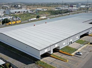 Nave industrial , El Marqués · Nave Industrial de 9720 m² en Renta en Querétaro