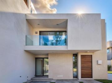 Casa de 4 habitaciones, El Marqués · Casa en Venta en Zen Life, 4 Recámaras, 4.5 Baños, 4ta Rec en Pb, Lujo!