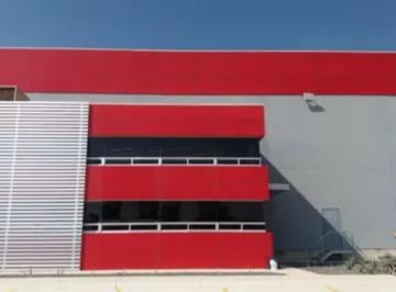 Bodega comercial · 26 Estacionamientos · Bodega Industrial en Querétaro
