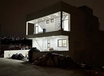 Casa · 283m² · 3 Recámaras · 3 Estacionamientos · Casa en Lomas de Bellavista