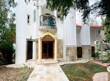 Quinta · 560m² · 3 Recámaras · Quinta en Venta, Villa de Los Reyes, Santiago, Carretera Nacional