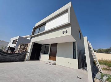Casa de 3 habitaciones, León · Casa Nueva en Venta en Valles del Molino, Leon, Gto