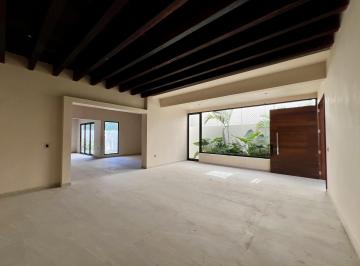 Casa de 3 habitaciones, Solidaridad · Venta - Bambú - Hermosa Casa en Residencial Bambú con Alberca Privada