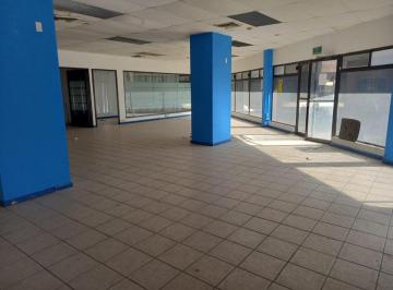 Local comercial , Saltillo · Local en Renta en "Plaza Fundadores"
