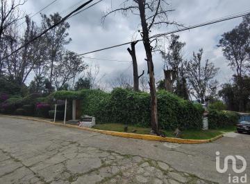 Casa · 600m² · 7 Recámaras · 4 Estacionamientos · Oportunidad Inversionistas: Propiedad de 600 m² con 3 Casas y Alberca en Lago de Guadalupe
