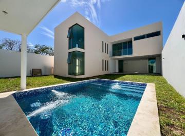 Casa · 513m² · 4 Recámaras · 6 Estacionamientos · Casa Venta en Mérida Dzityá, con 1,222 m² de Terreno y 4 Hab, Preventa