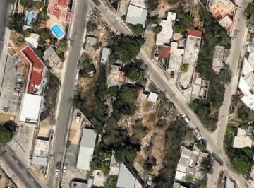 Terreno / Lote · 800m² · Terreno en Venta en Ubicación Privilegiada de Chuburna de Hidalgo, Mérida