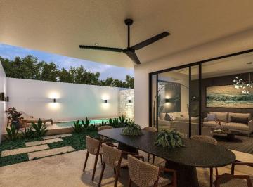Casa · 258m² · 3 Recámaras · 2 Estacionamientos · Casa en Venta en Temozon Norte con Alberca, Entrega Inmediata.