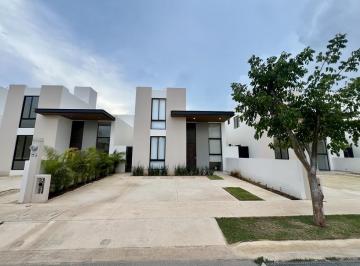 Casa · 169m² · 3 Recámaras · 2 Estacionamientos · Casa en Venta Ubicada en Cholul, Modelo Davalia Plus, Bosques de Cholul, 3 Hab
