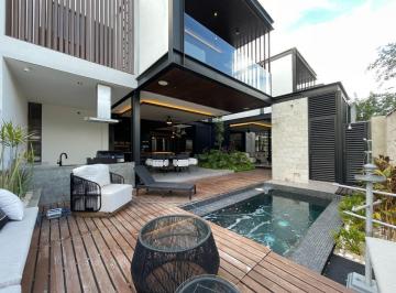 Casa · 525m² · 3 Recámaras · 3 Estacionamientos · Casa "Na` Sara" en Privada Soluna en Venta, Temozon Norte, Merida.